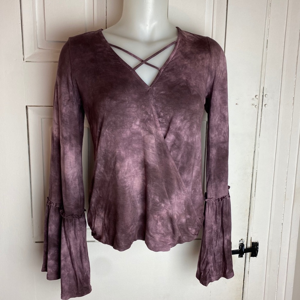 America Eagle purple tie dye V neck top